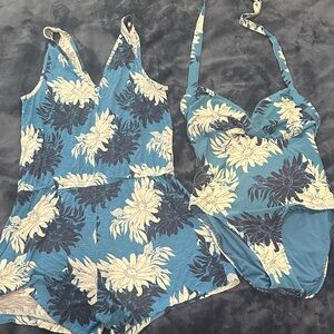 LOFT Blue and Cream Floral Swim Set